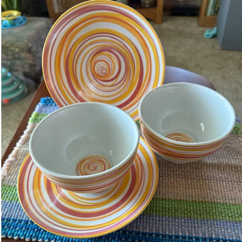 The Monkey And The Peddler DIZZY ORANGE Striped Liz Ross 2-Bowls, 2-Luncheon Pla