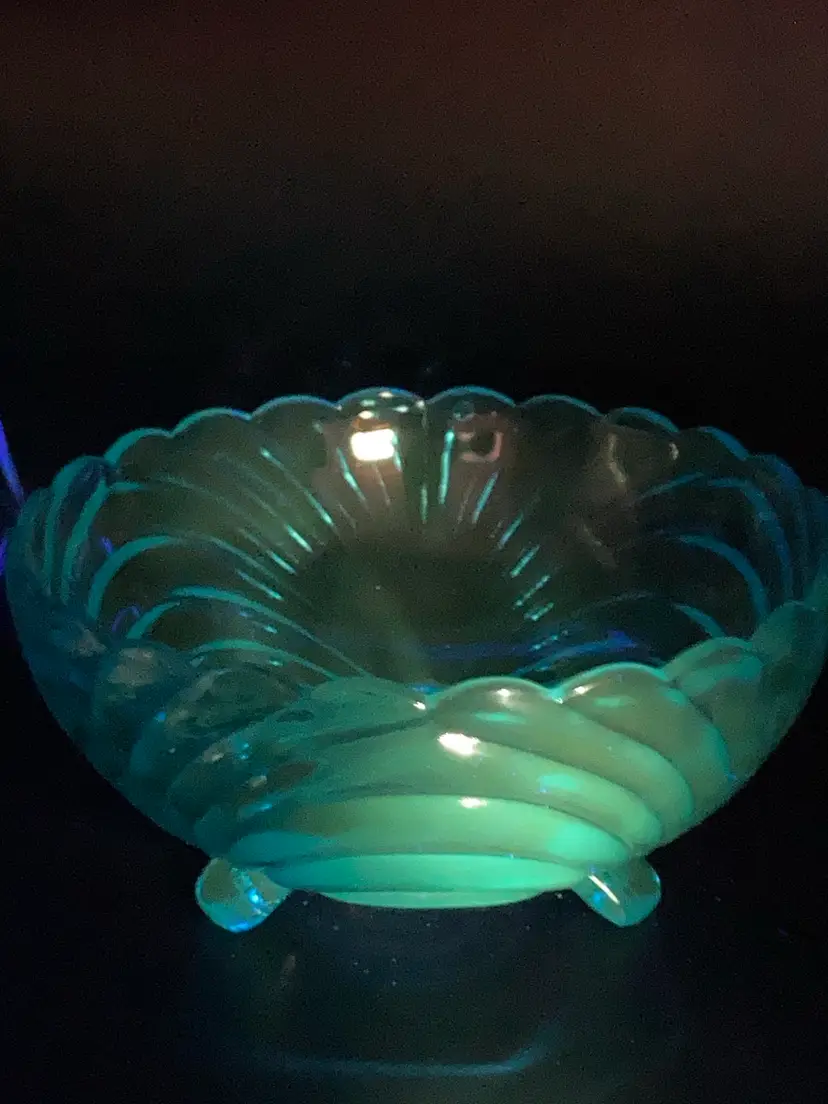 UV Reactive! Vintage Blue Glass 3 Footed Dish! 3” Tall 6” Wide. No Condition Issues.
