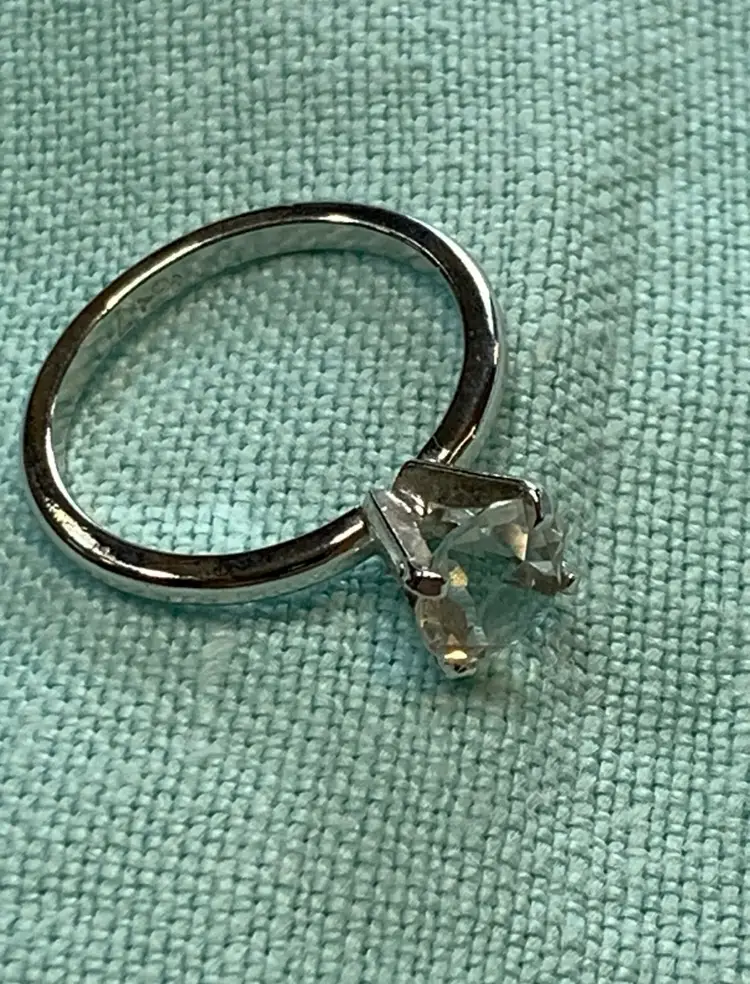 Vanderbilt solitaire ring designed by Uncas