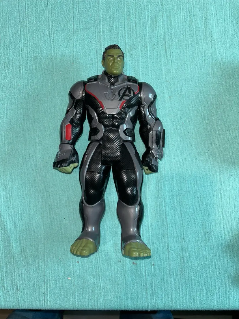 Marvel Avengers Endgame Titan Hero Series Hulk 11" Action Figure 2018 Hasbro Toy
