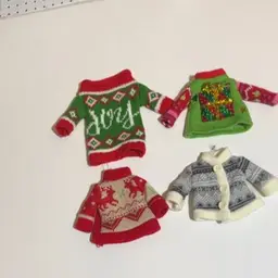 Sweater Lot