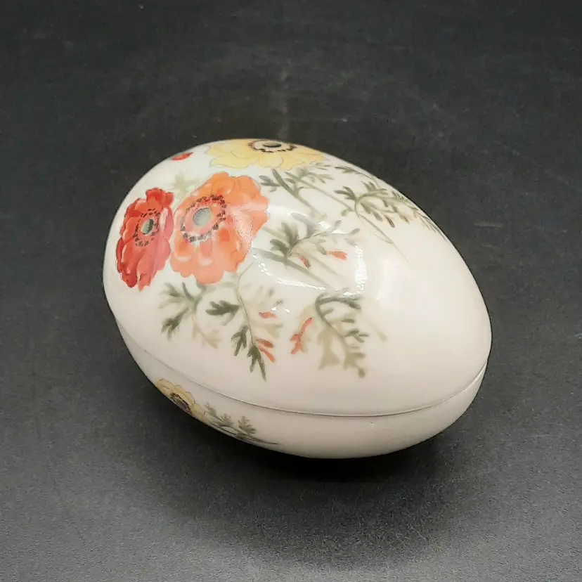Takahashi Floral Egg Trinket Box