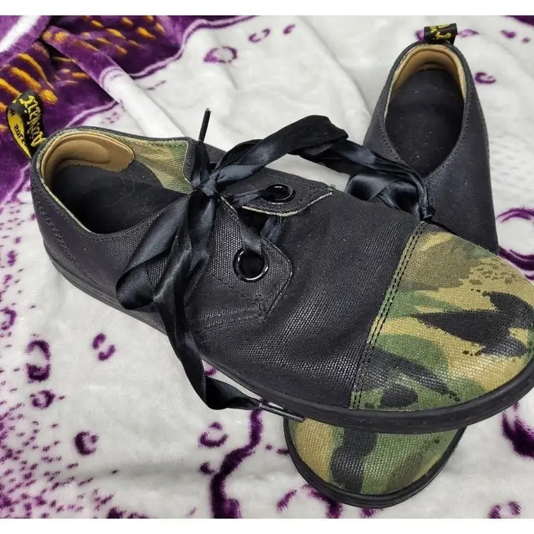 Vintage Dr Marten Camo Tie Oxfords