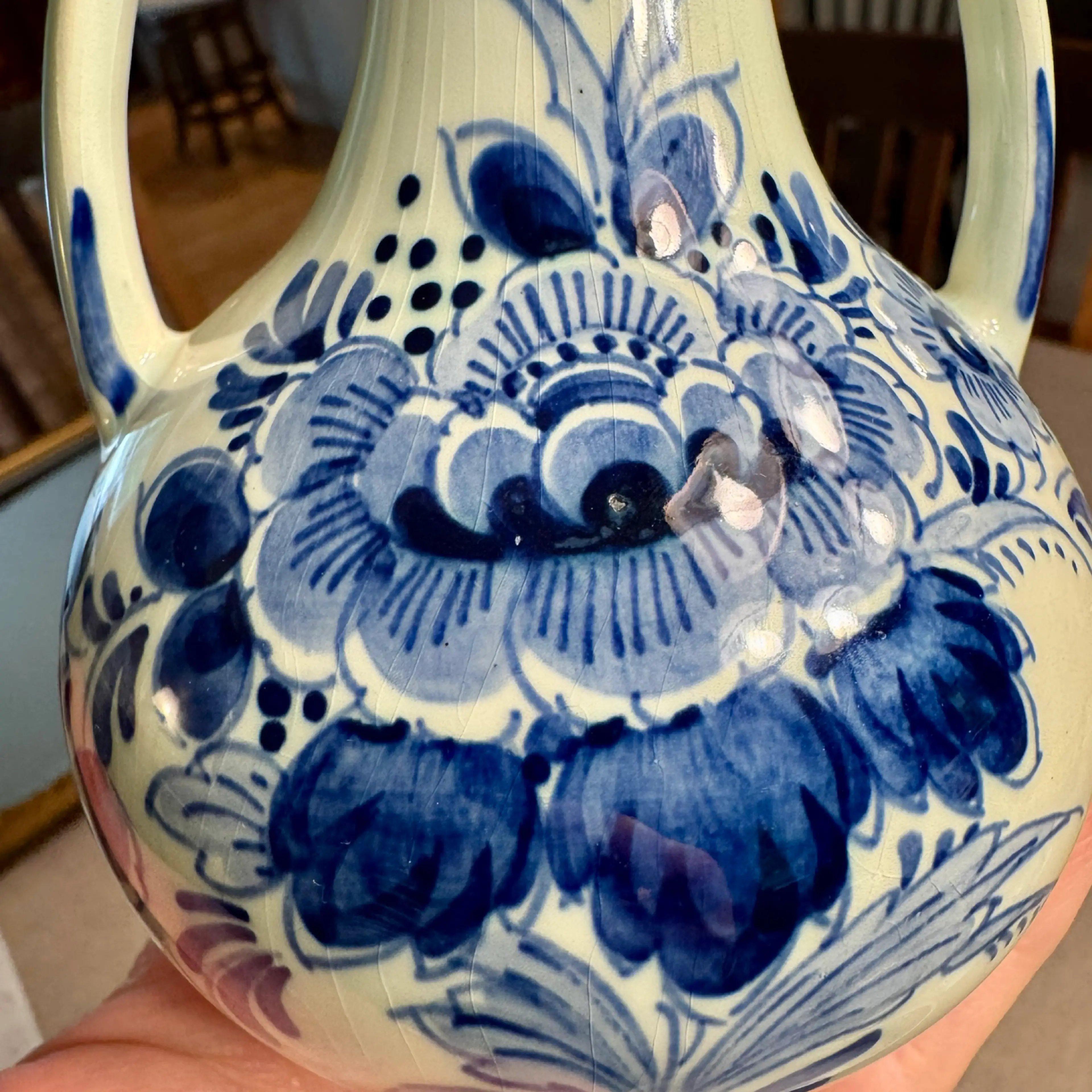 Image 2 of 8