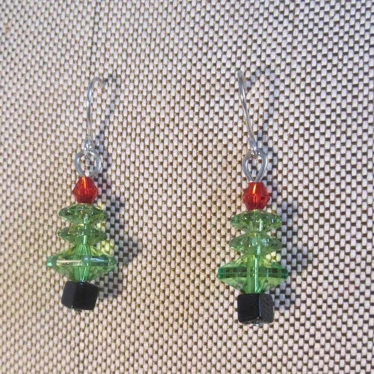 Vintage beaded crystal Christmas Tree novelty earrings