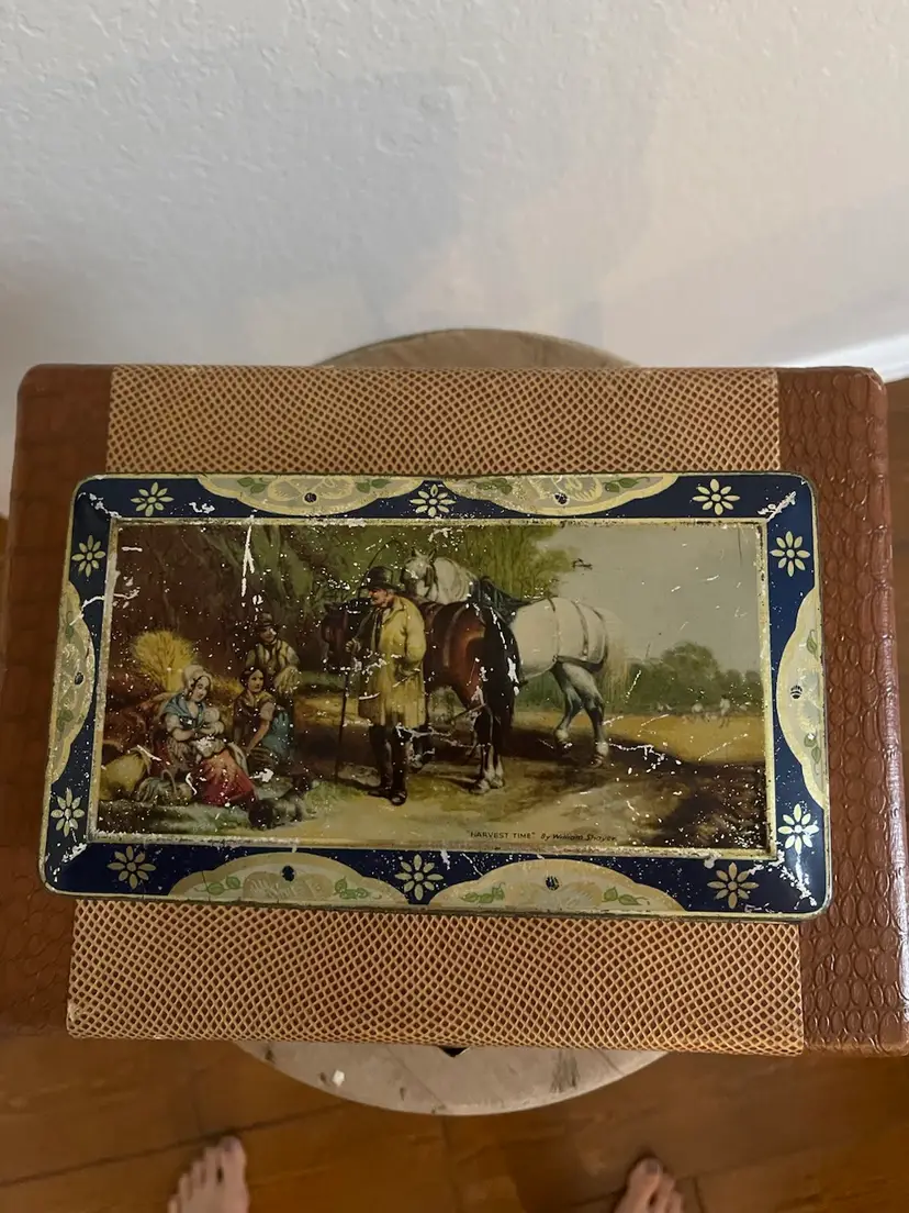 Lovely Vintage English Toffee Tin