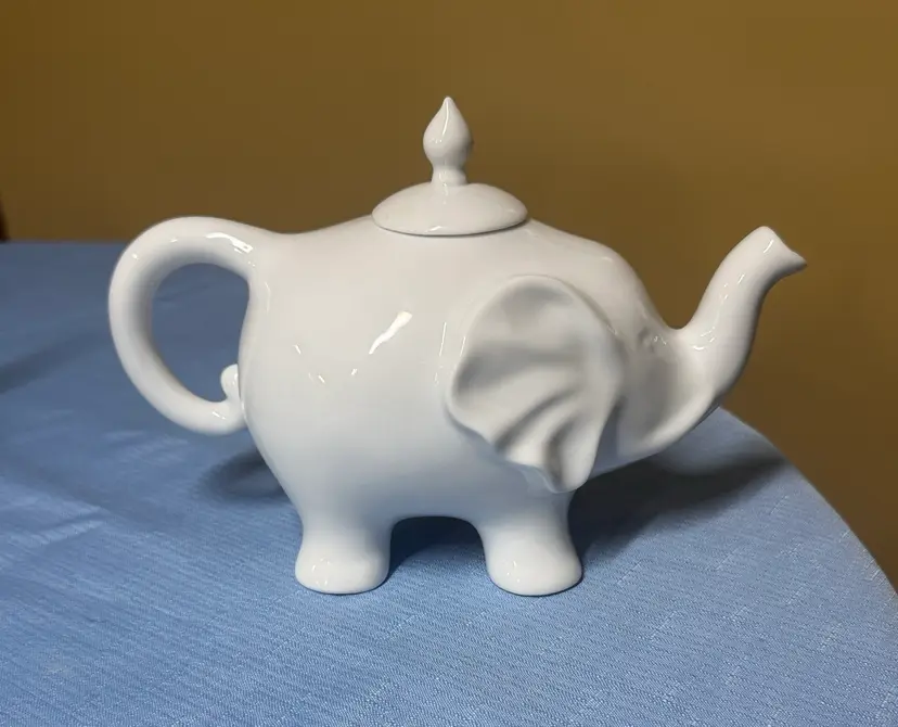 London Pottery White Elephant Teapot Ceramic Teapot Made In England