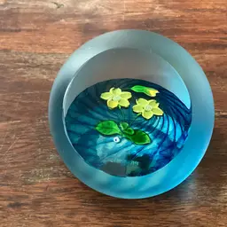 Vintage Caithness Whitefriars Primroses, 2.5 In