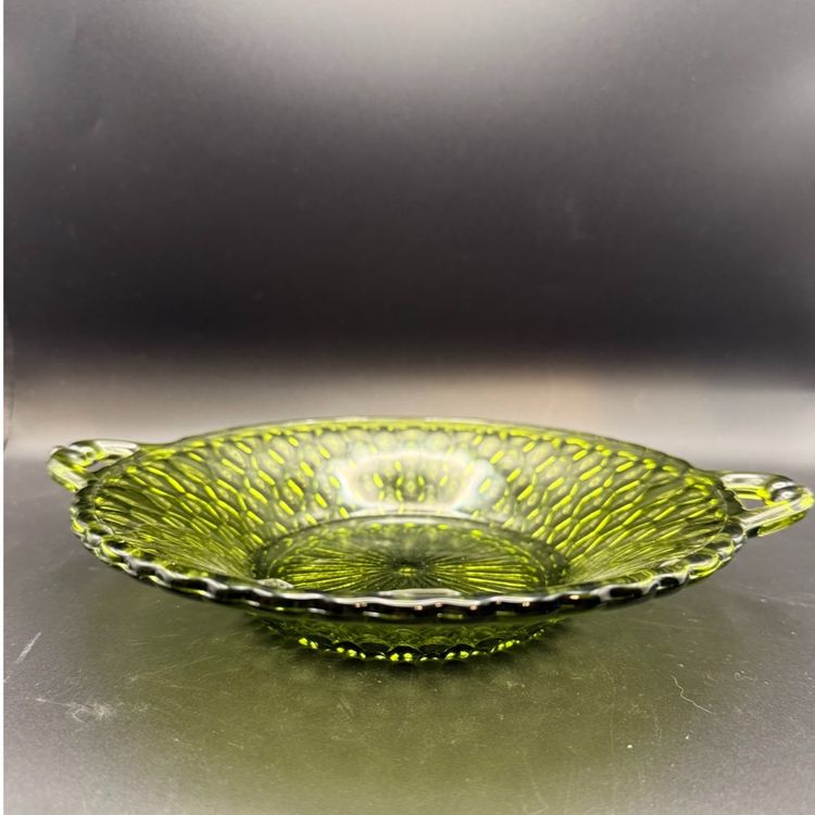 Indiana Glass Avocado Green Honeycomb Handled Serving Dish