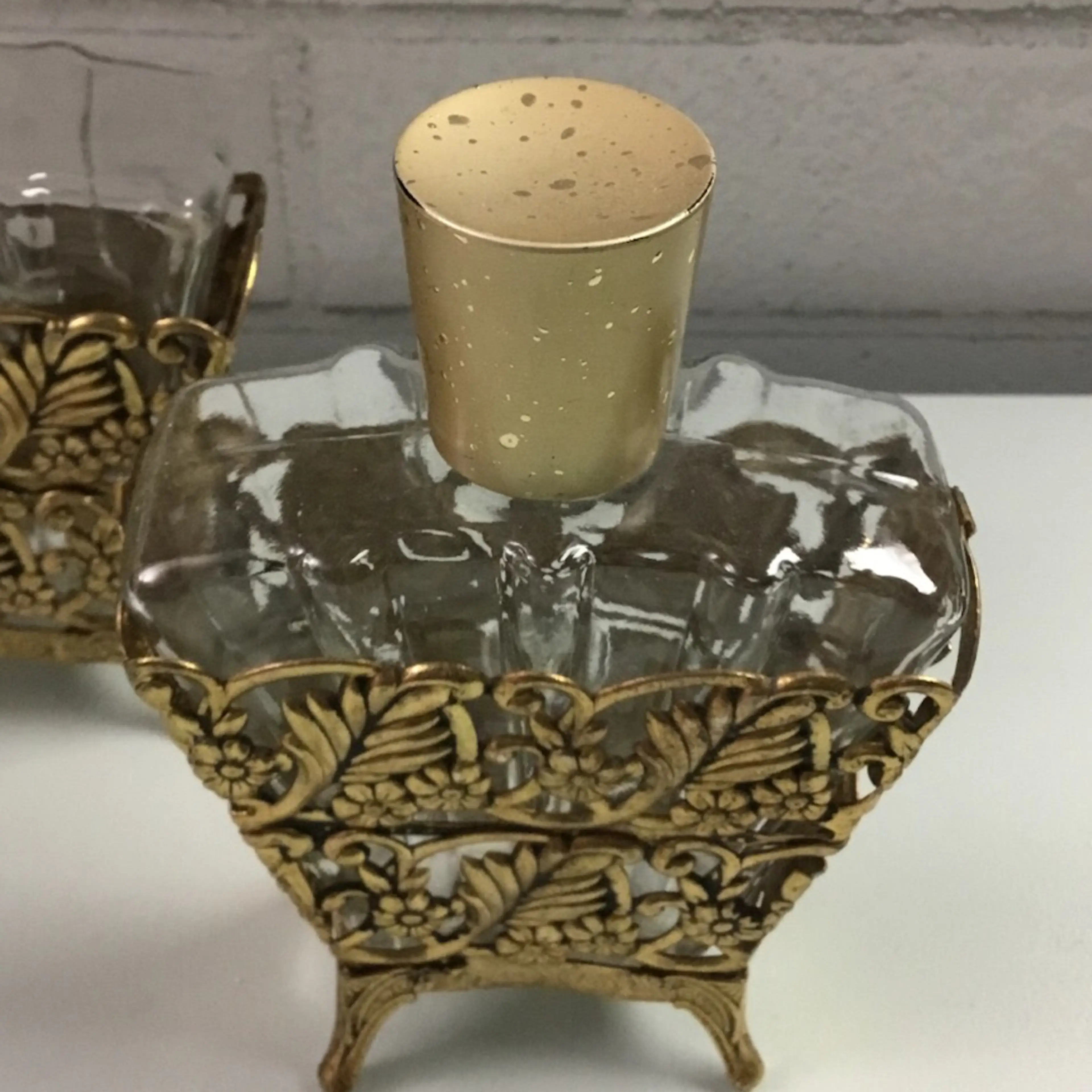 Image 2 of 2