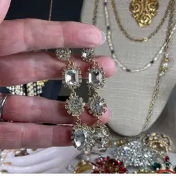 #09 - Let's Do Jewelry!