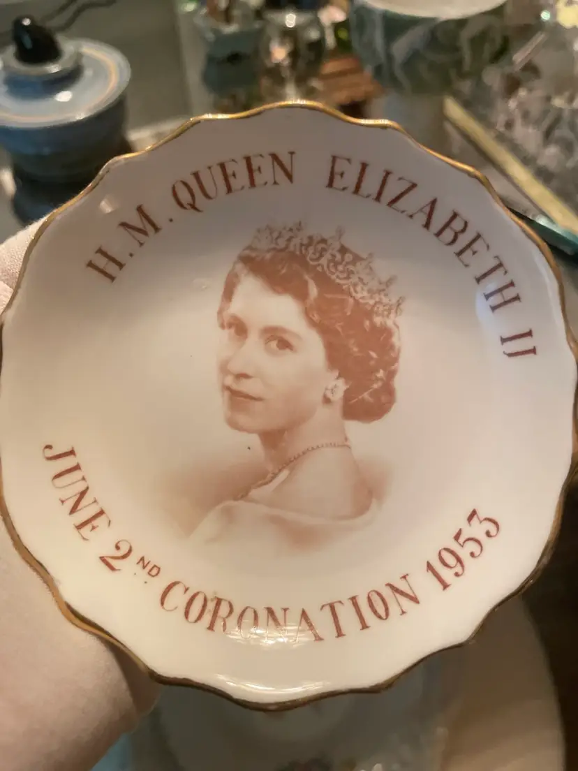 Queen Elizabeth Plate