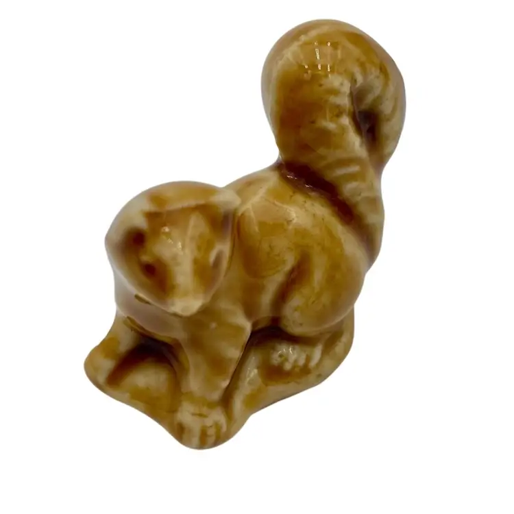 Vintage Wade Whimsies (England)/Red Rose Tea, American Series #2, Pine Marten