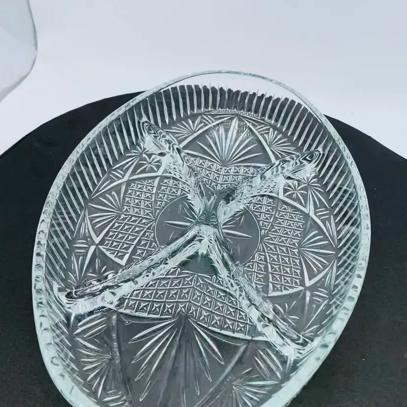 #0108 Libbey Clarion Glass Oval Dish Divided Server clear