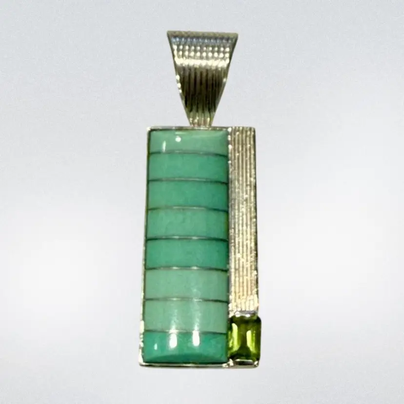 DRT Dessert Rose Trading Jay King Utah USA Sterling Silver Variscite & Peridot Pendant 2.17”, 14.2g
