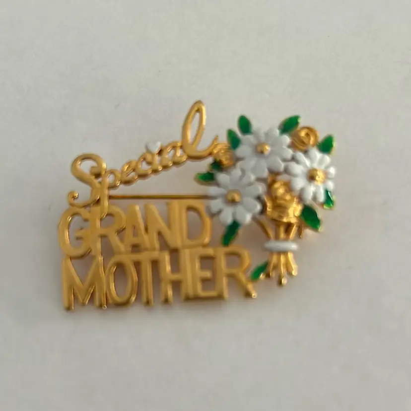Danecraft Goldtone Enamel Special Grandmother Pin
