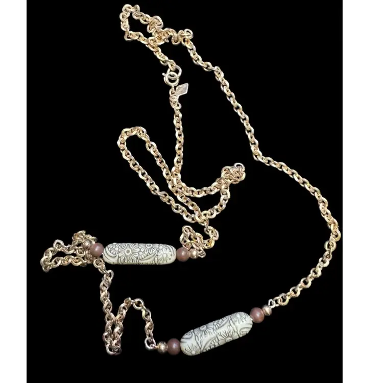 Sara Coventry Floral Carved Bead Necklace 36”