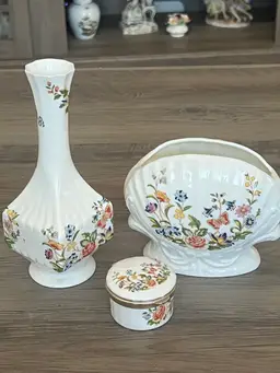 Aynsley Cottage Garden 3-Pcs Set Shell Vase Trinket Box Tall Vase