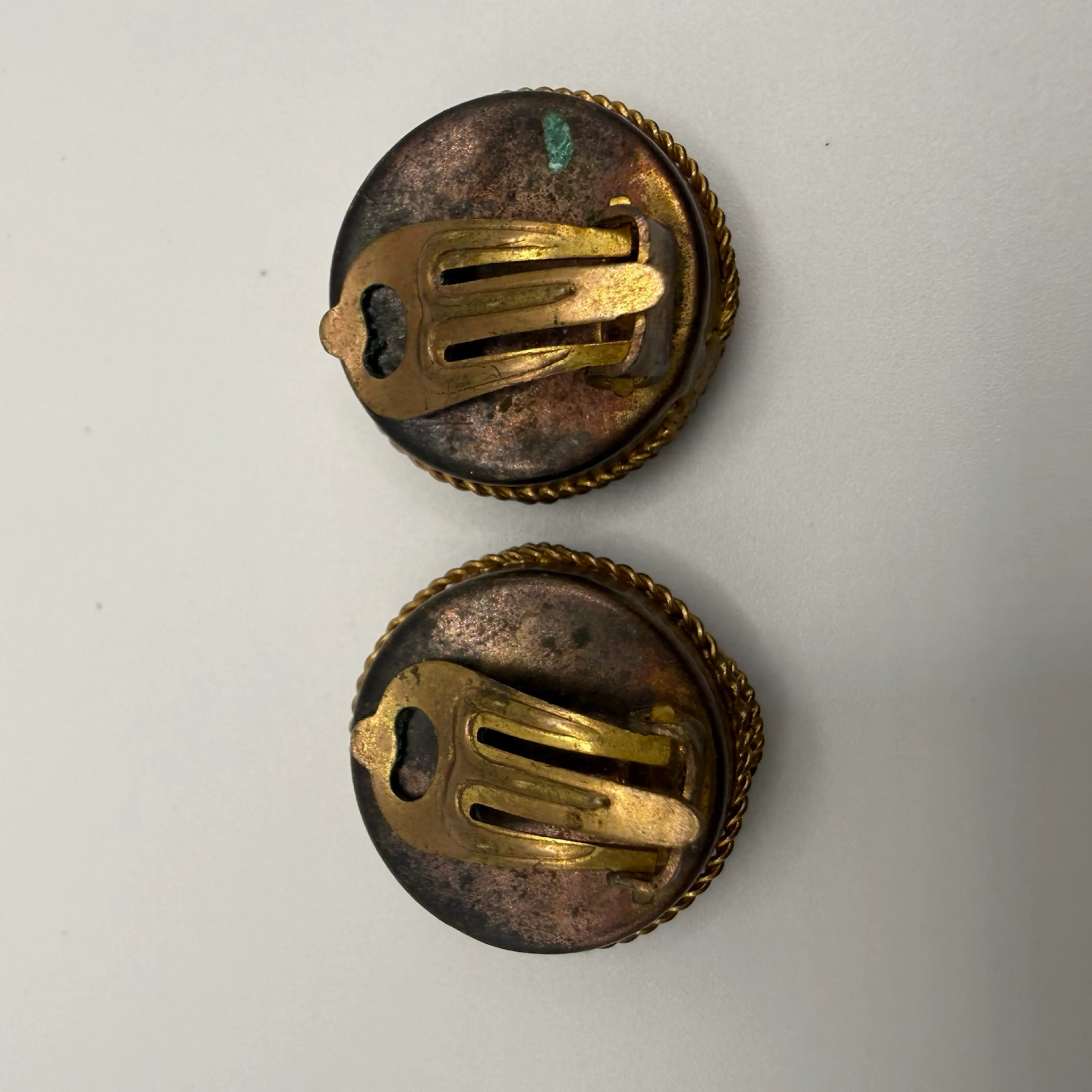 Image 3 of 6