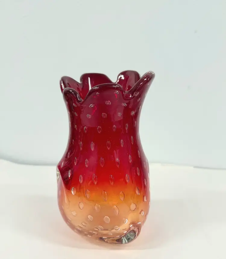 Art Glass Bullicante Amberina Hand Blown Vase Ruffled Pulled Red Ombre Bubbles