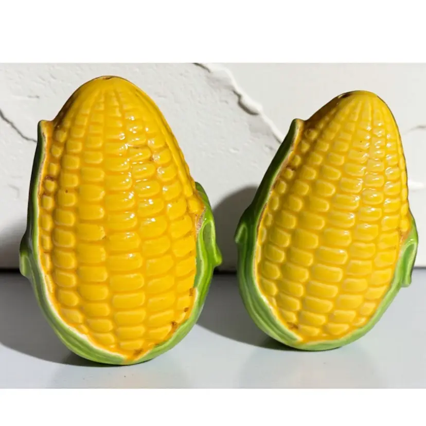 Vintage Corn Ear Salt & Pepper Shakers - Clean With Stoppers - 3.5” x 3”