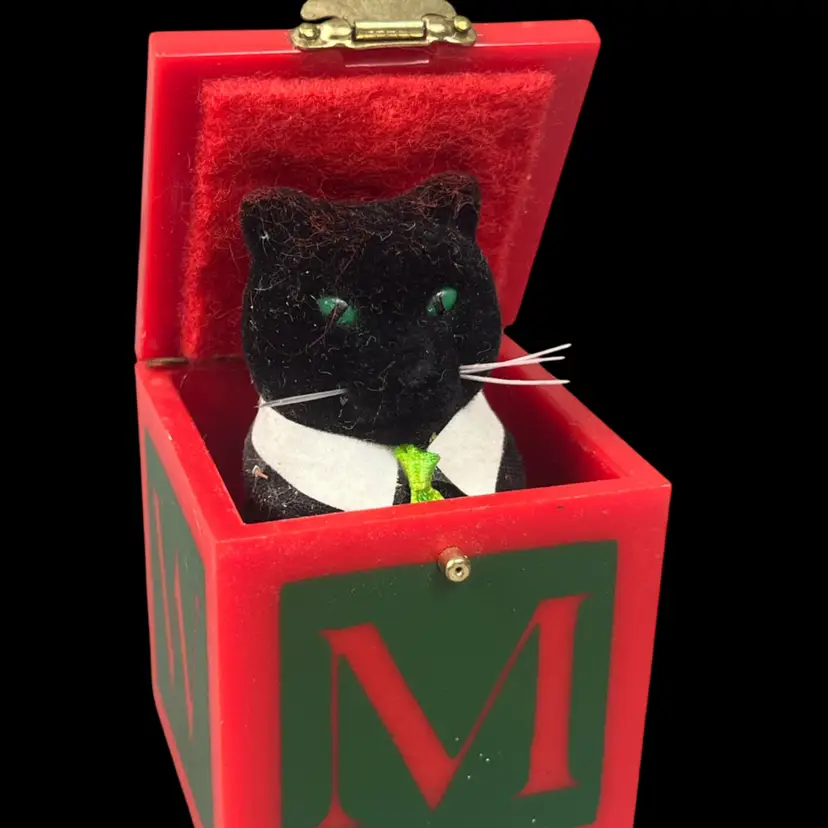 Vintage Department 56 Cat (Jack) In A Box Christmas Ornament