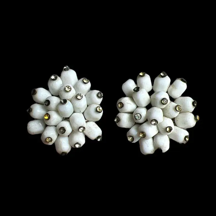 MCM  Castlecliff Vintage White Beaded 50s Clip On Earrings Pinup Style 1"
