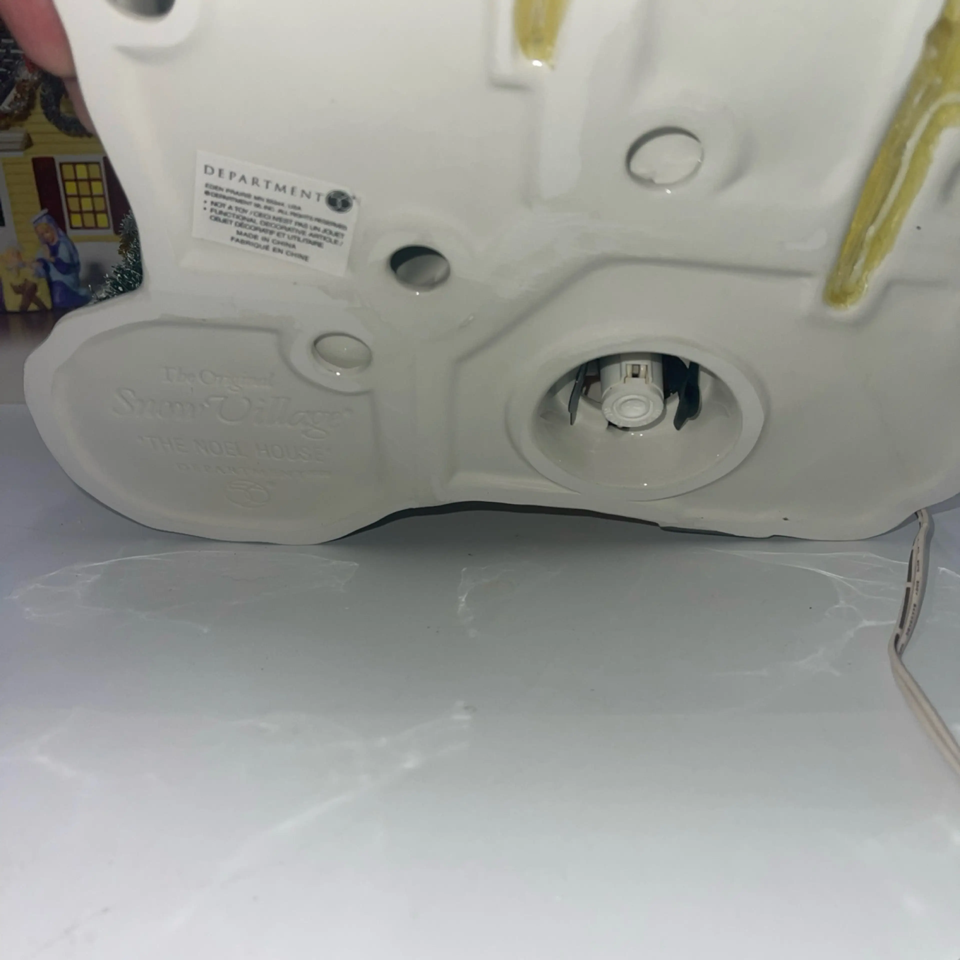 Image 4 of 7