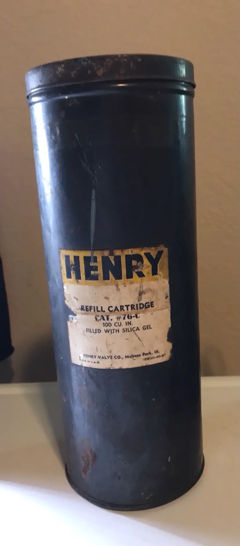 Henry Refill Cartridge Cat#76-c Label On Empty Vulcan Metal Canister 11” Tall