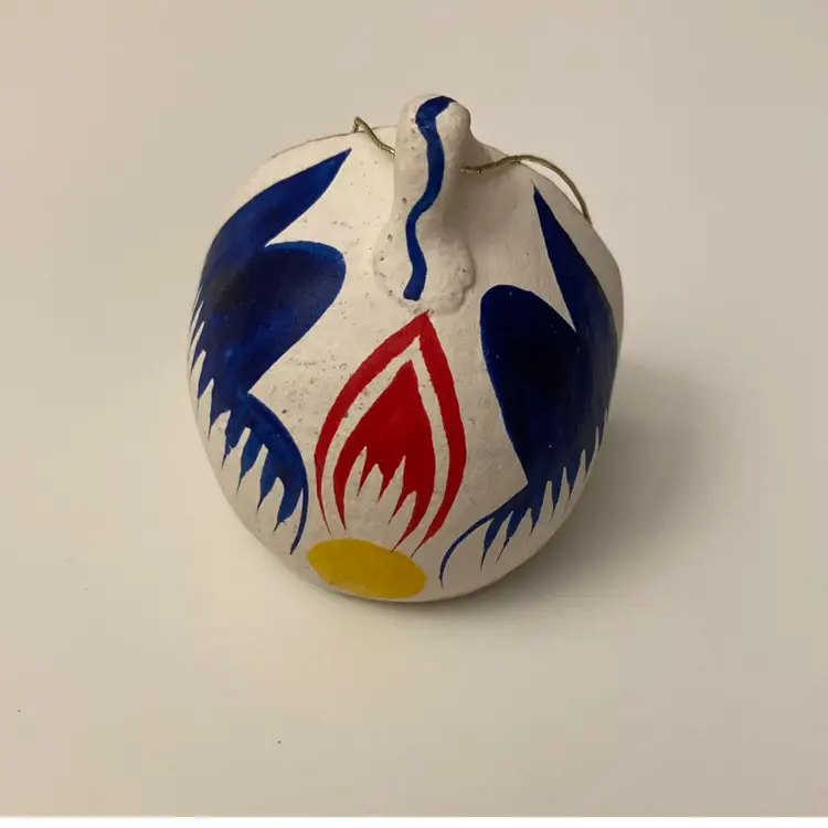 Vintage Peruvian Ceramic Miniature Nativity Ornament just 1 1/2” X 1 1/4” X 1 3/4”