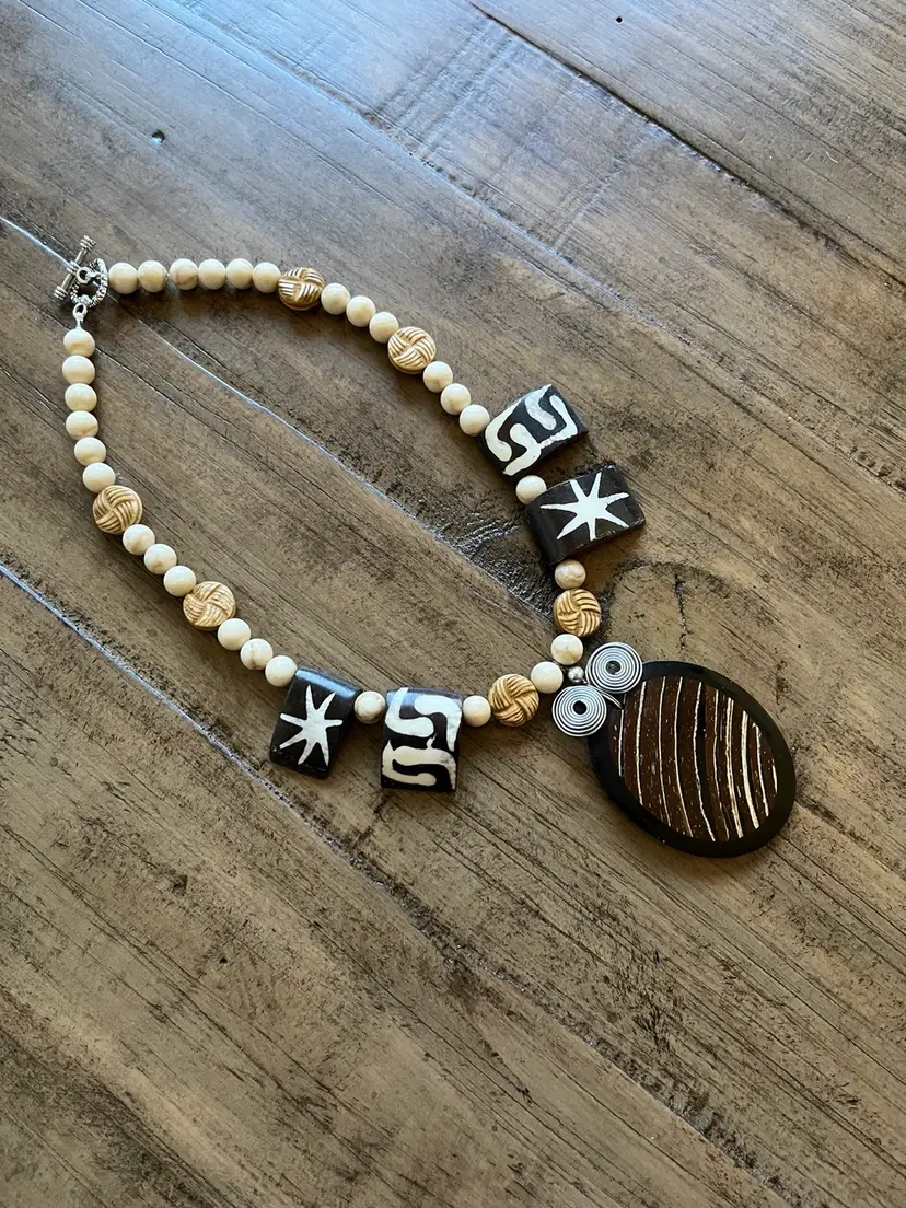 Geometric Statement Necklace With Wood Beads