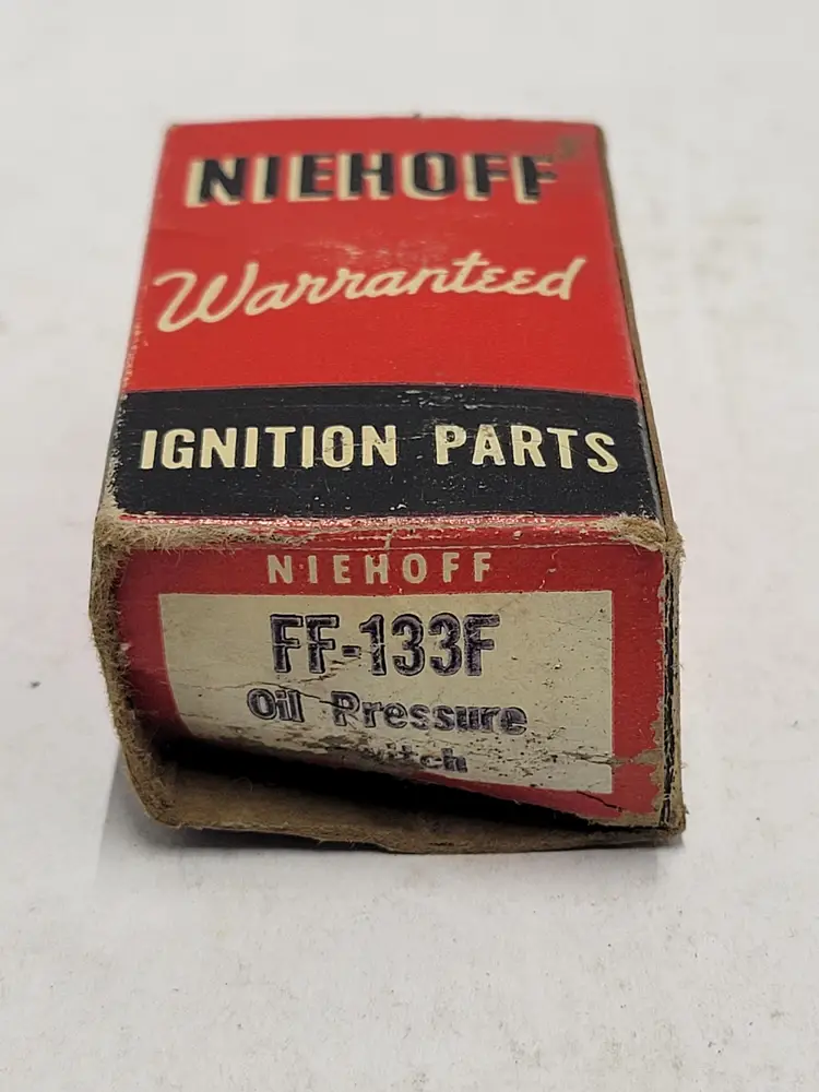 NOS FF-133F NIEHOFF OIL PRESSURE SWITCH