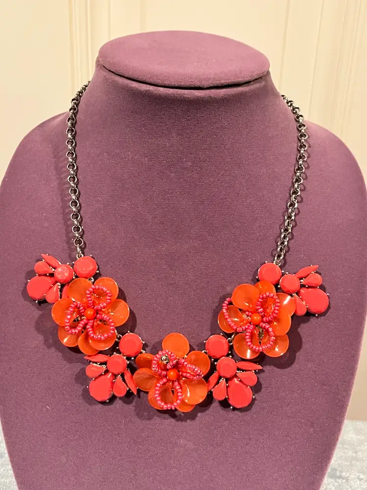 24. Talbots Acrylic Flower Cluster Necklace