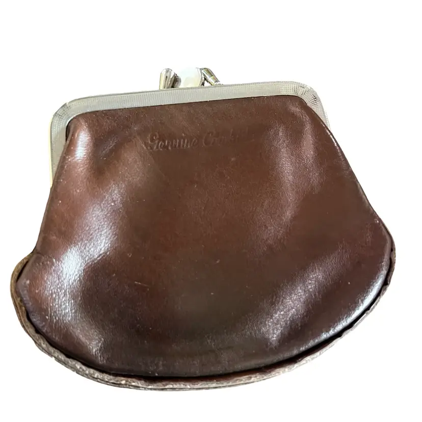 31 Vintage Small Genuine Cow Hide Coin Purse