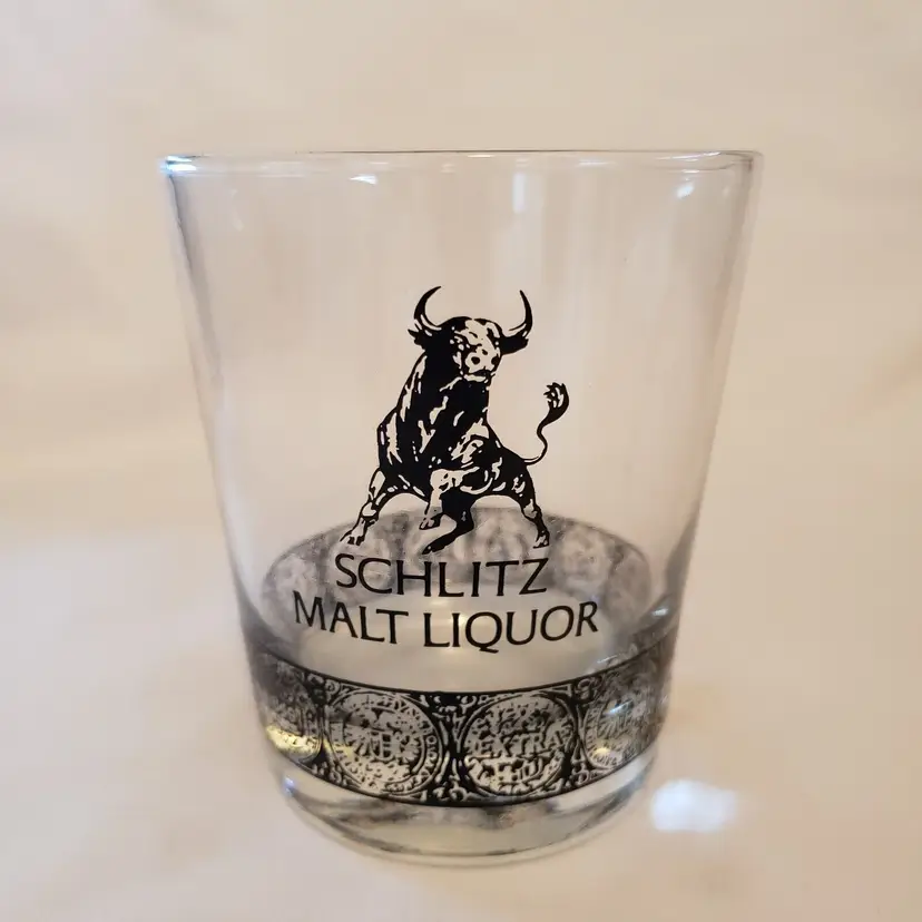 Schlitz Malt Liquor Bull Beer Glass Black Logo Glass Tumbler Advertising 4 1/8" Tall
