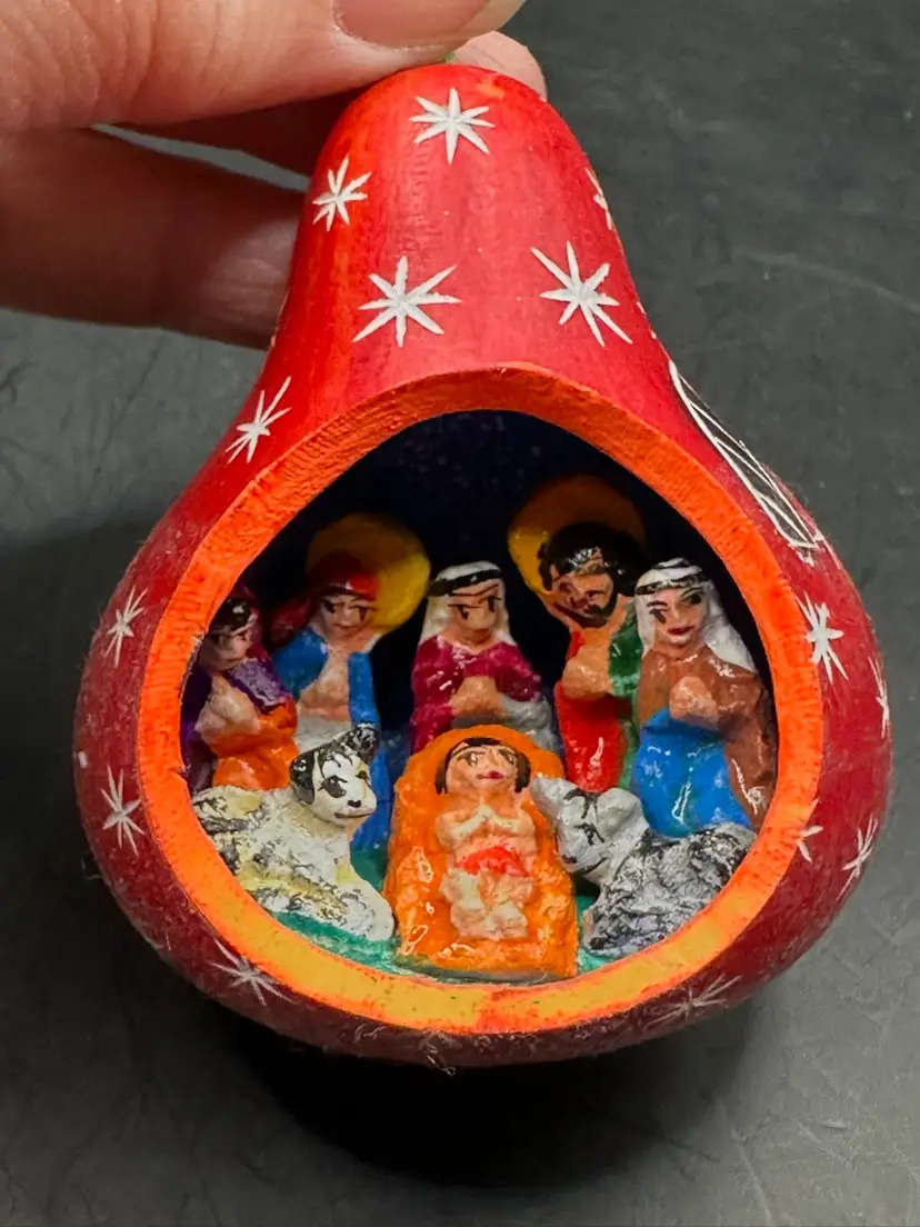 Vtg Carved Gourd Nativity Creche Folk Art Diorama Christmas Ornament 4"
