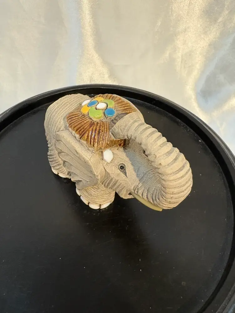 Artesania Rinconada Elephant Figurine Trunk up
