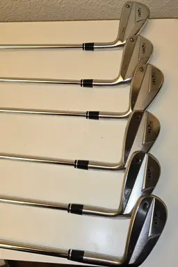 *IMMACULATE* HONMA TR21x Iron set 6 - 11(GW) Stiff Flex!!!