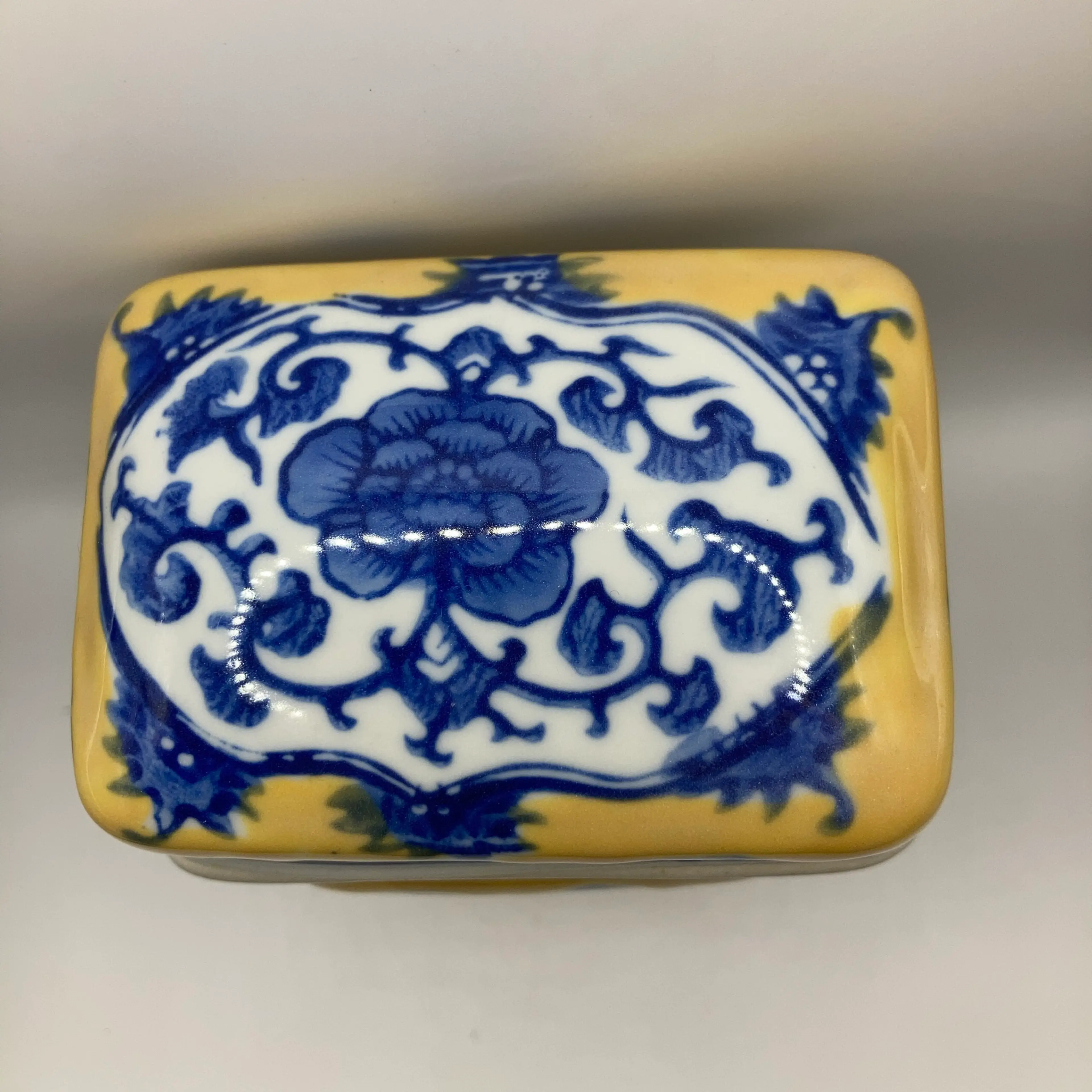 Image 4 of 18