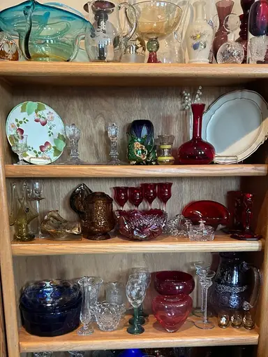 25% Off The Glass Shelves!! Will Discount Those That Are “Hearted” During Show!