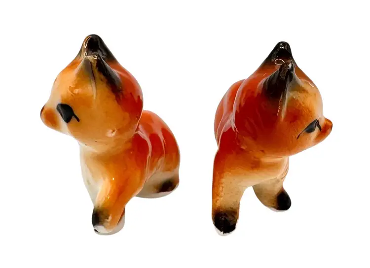 Set of 2 Vintage Ceramic Red Fox Kit Baby Figurines Figurine Miniature 1”