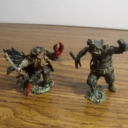 Disney Zizzle Pirates of the Caribbean At World's End Davy Jones & Angler Figure