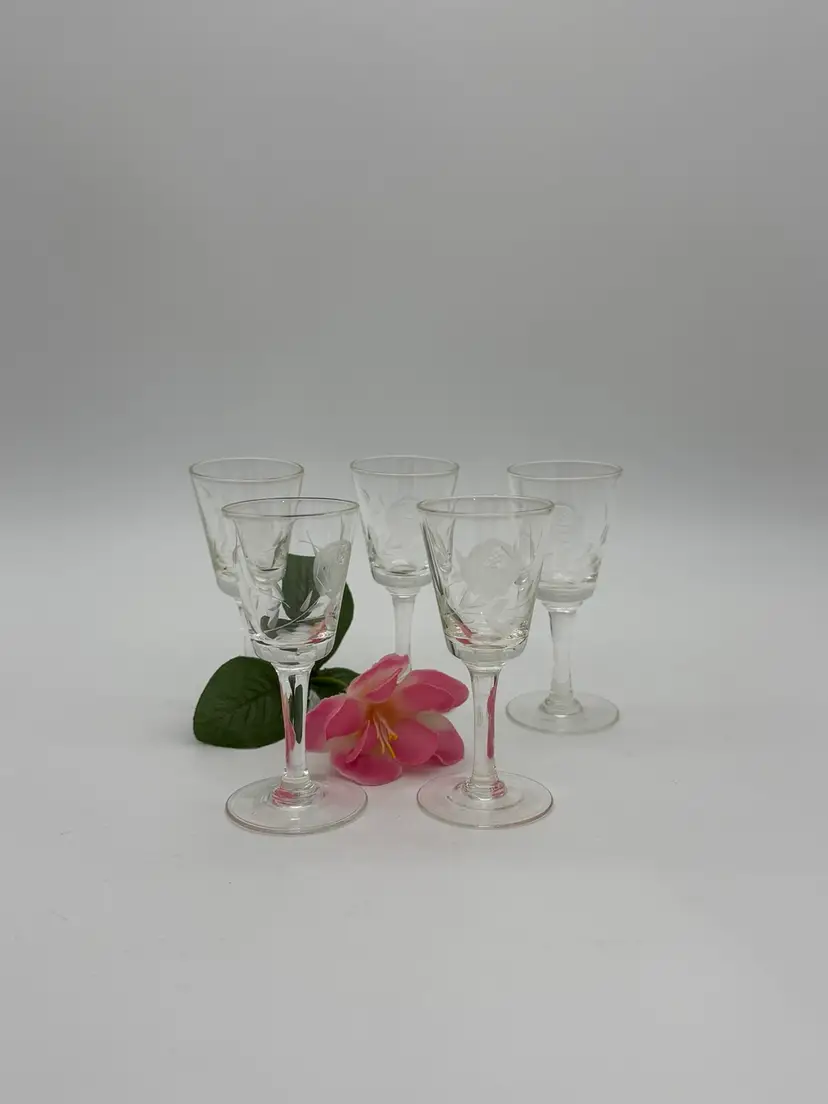 Vtg. Etched Floral Rose Mini Cordial Glasses Set Of 5 Victorian Mid Century 4”