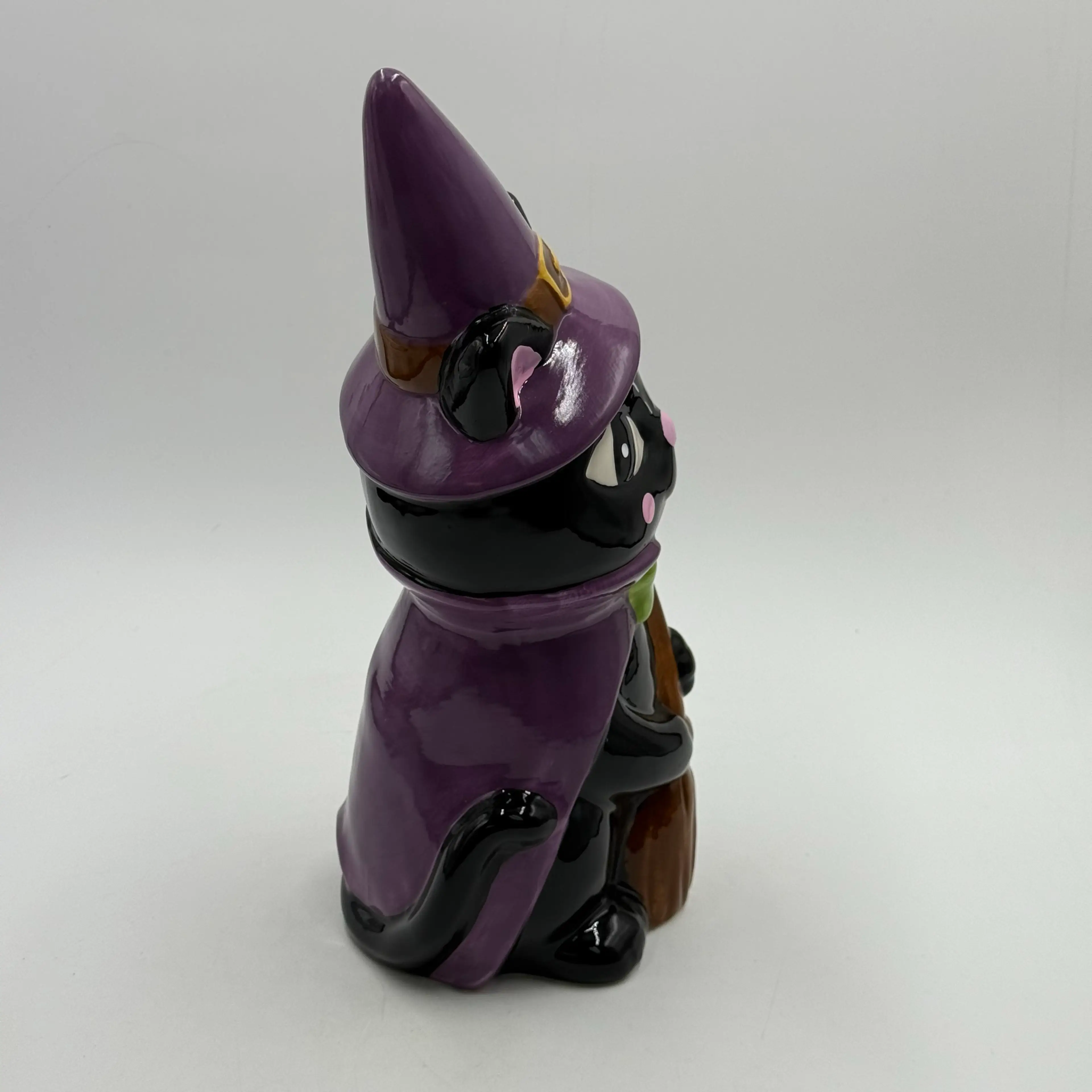 Image 4 of 14