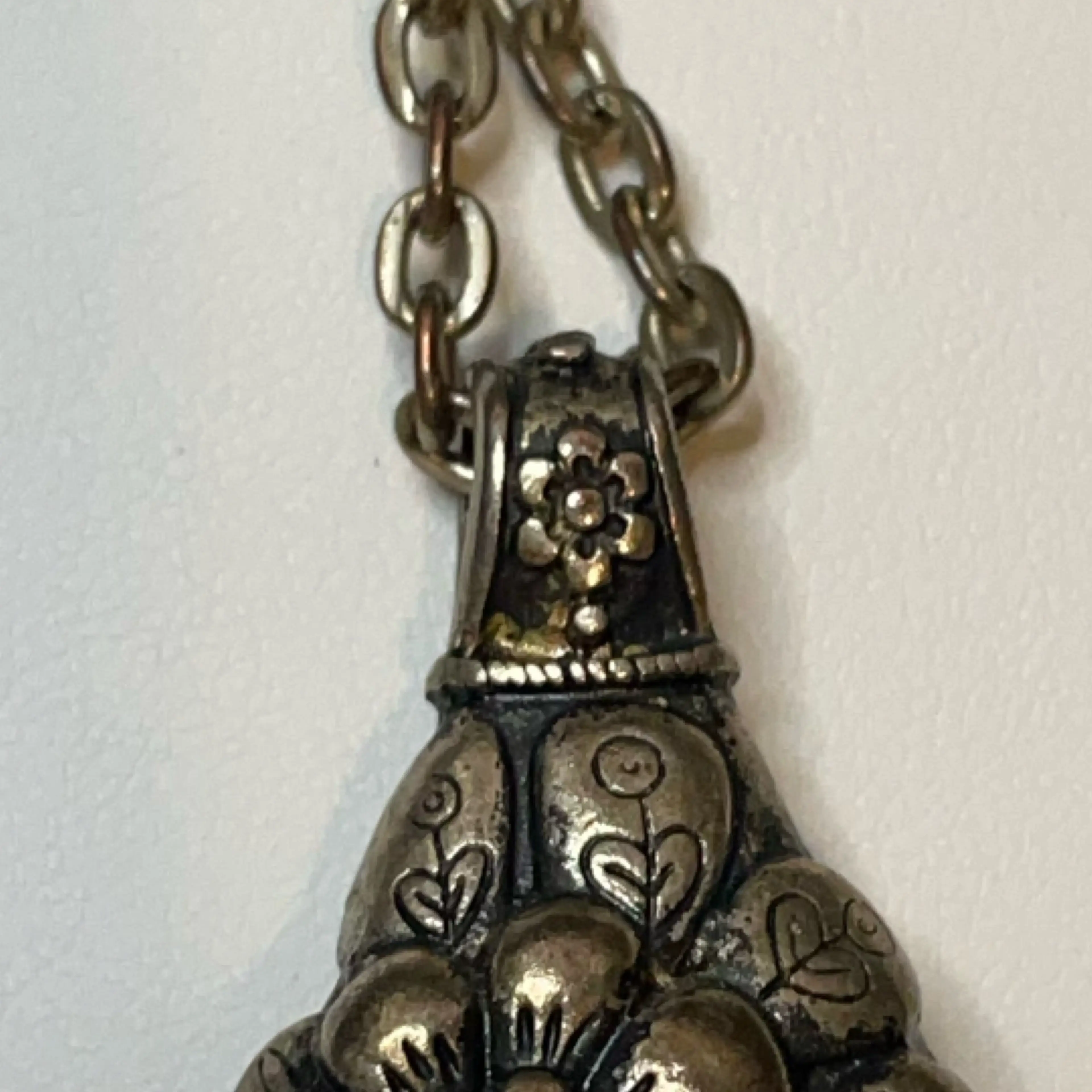 Image 4 of 5