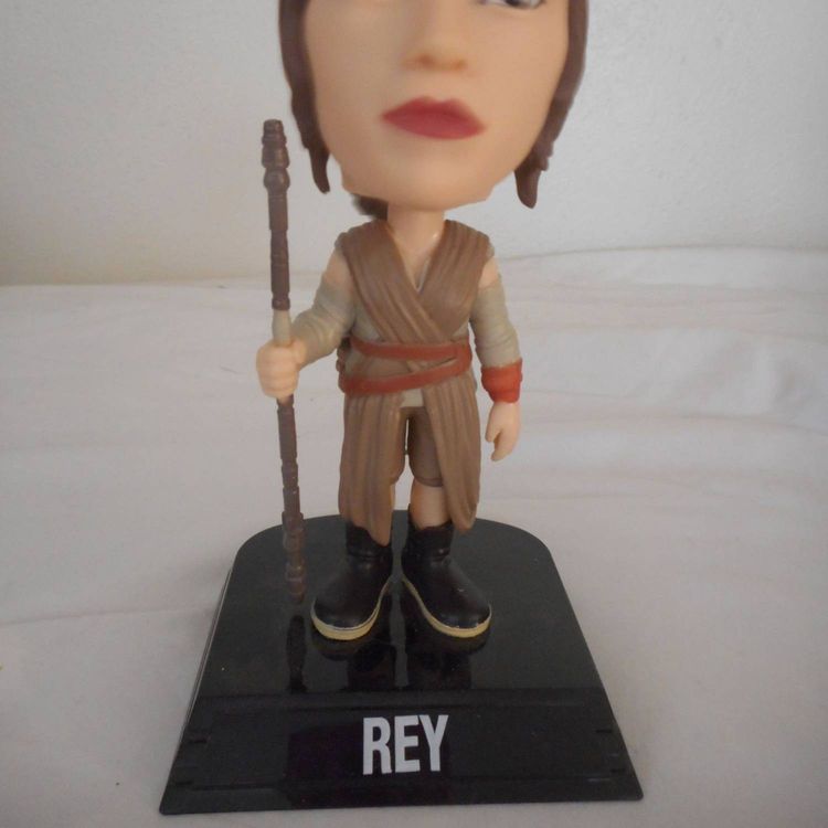 Funko Star Wars Rey Vinyl Bobblehead 2015 no box