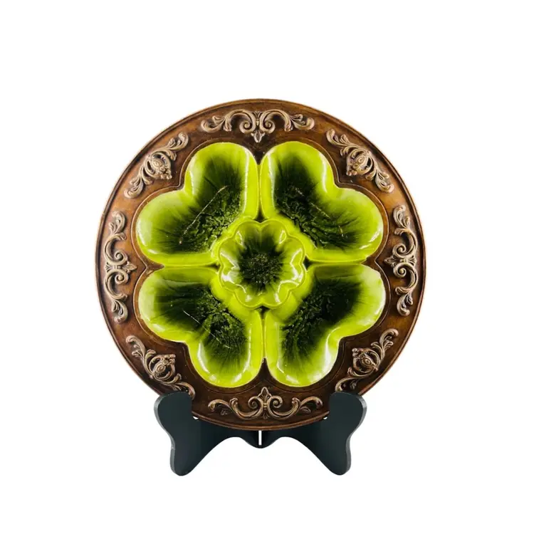 DIVIDED APPETIZER 
VINTAGE PLATTER 1970s
By Treasure Craft Pottery USA
Clover-Flower Petal Shape 
Oyster Serving Dip 




Christmas Holiday Hosting 
Party Celebration Winter Gift
Thanksgiving Harvest Autumn Halloween Party Celebration Gift 
Mothers Day Anniversary Birthday
Easter
