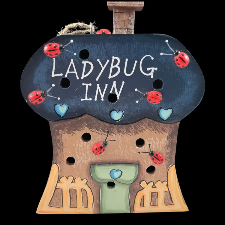 Wooden Painted Ladybug Inn Tree Shape Decor, Wooden Hand Painted Insect House Decor, Painted Wood Bug House, Cute Garden Style Decor, Cottage Decor