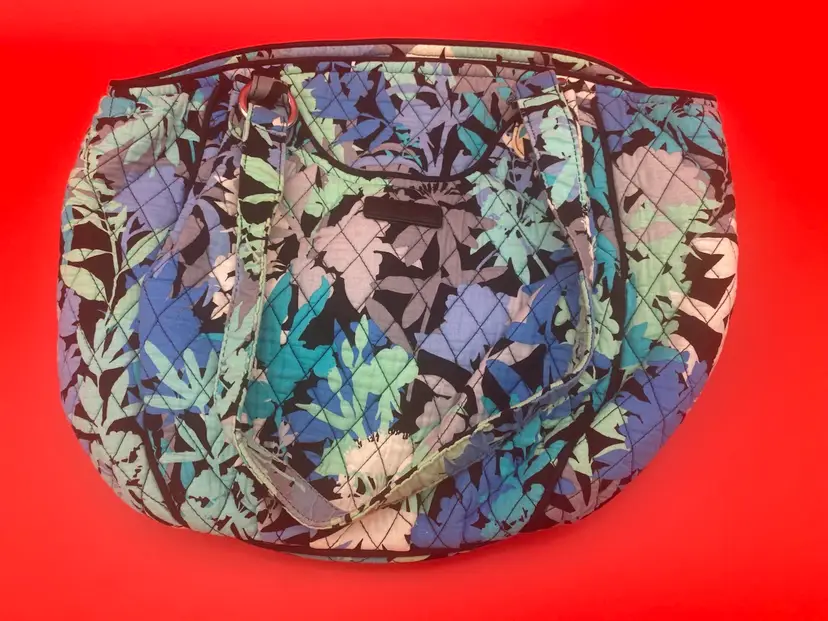 Vera Bradley Women's Blue & White Floral Pattern Quilted Shoulder Tote Handbag