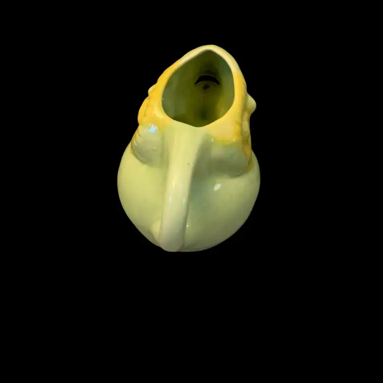 Ram Pitcher 2 3/4 X 4 X 3 5/8 Inches